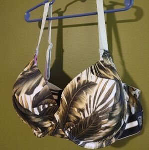 PINK Victoria's Secret Wear Everywhere tshirt lightly lined bra